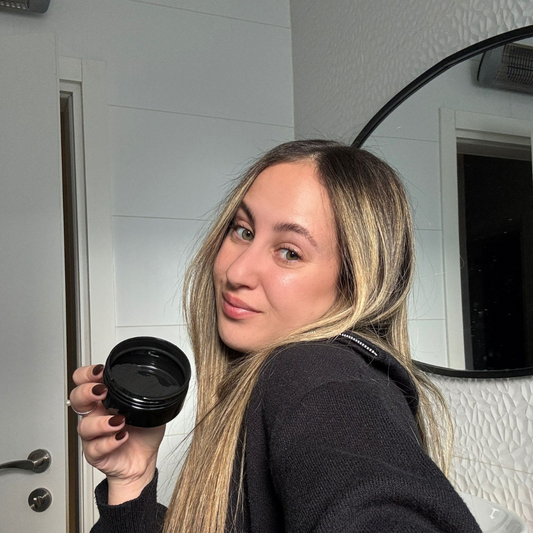 הלבנת שיניים ביתית או הלבנת שיניים במרפאה? כל התשובות נמצאות כאן